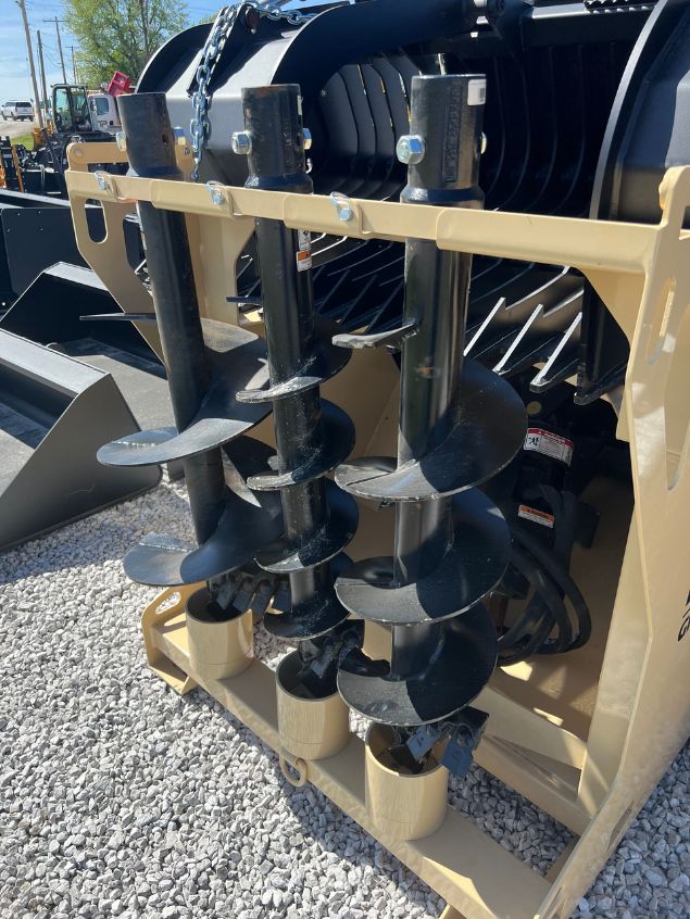 Grapple pro side view on ground