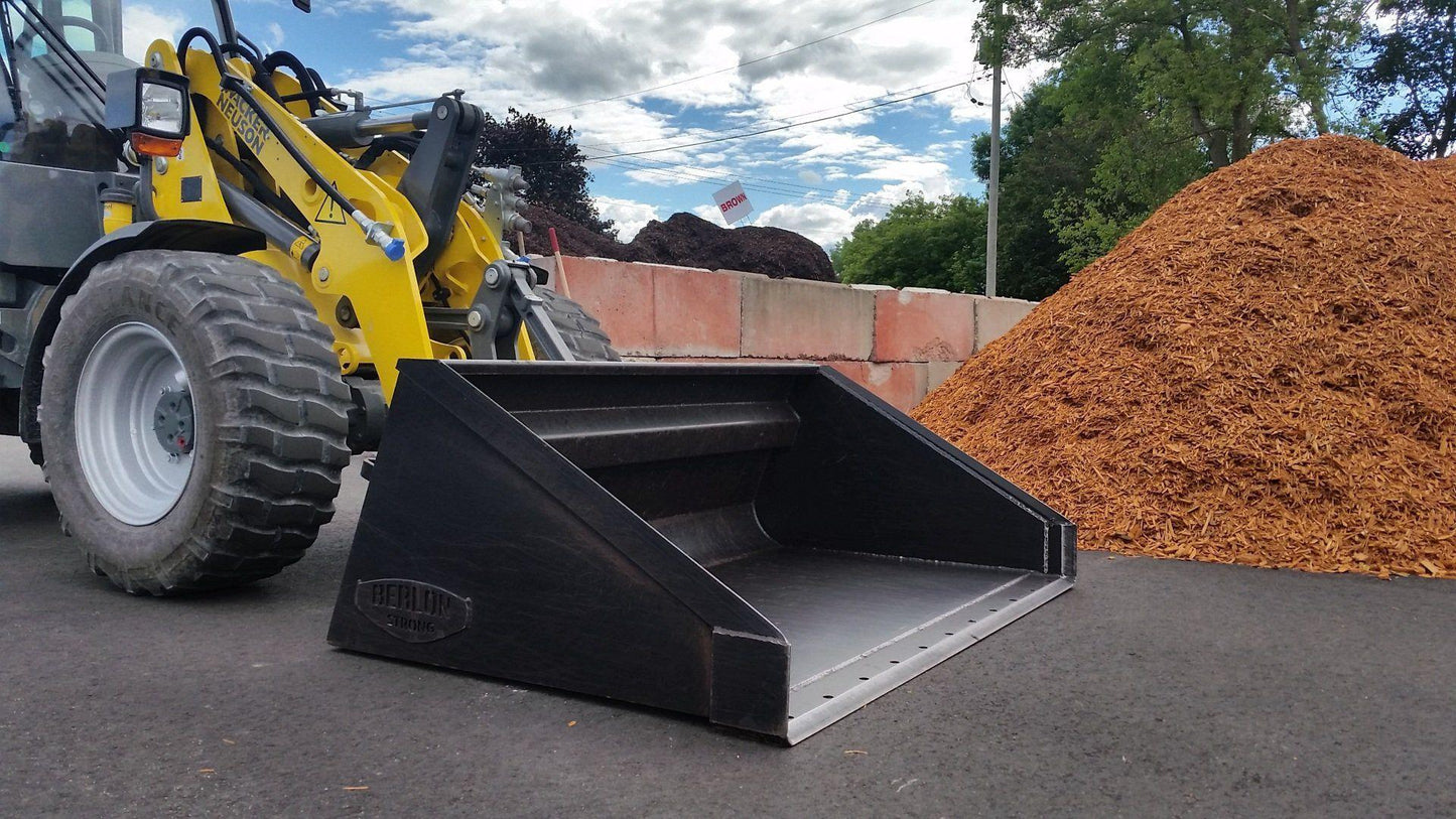 FMX Series Bucket for skid steer and tractor in action from berlon