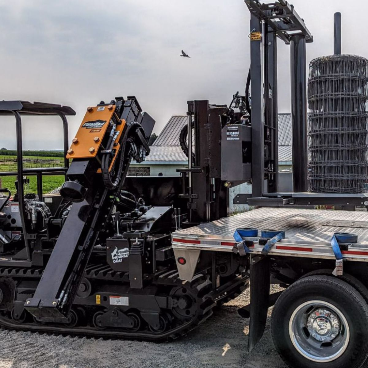 unloading-of-the-montana-mountain-goat-machine