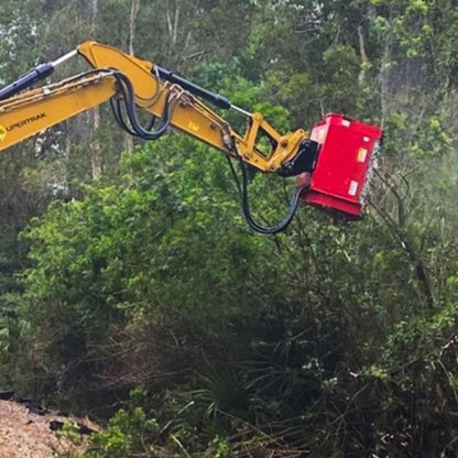 fecon-mulching-attachment-trimming-trees