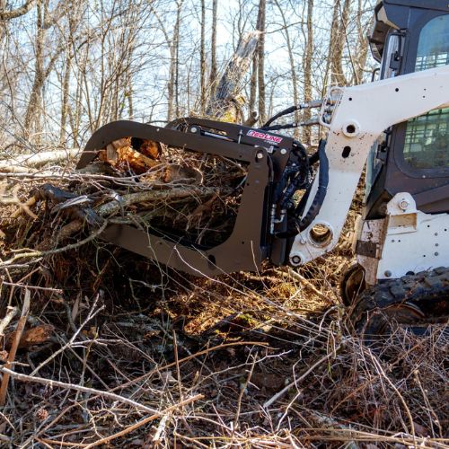 fecon-redline-bg84-grapple-with-tree-branches