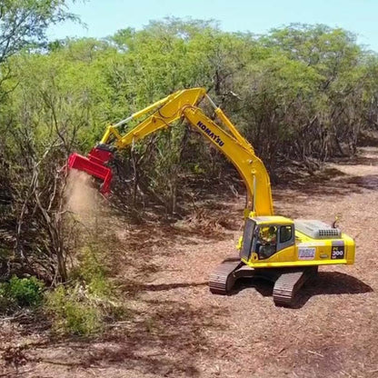 fecon-mulcher-in-action-on-a-komatsu-excavator