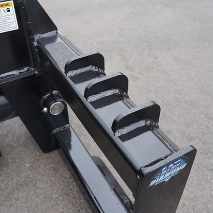 closer look of the blue diamond log splitter with 35 ton capacity