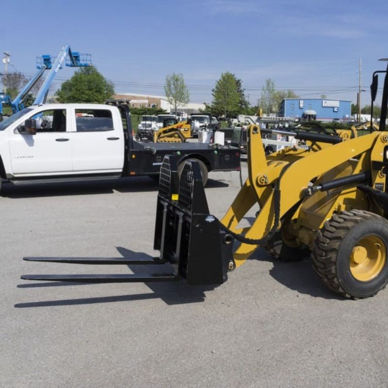Caterpillar with the 6000 lbs hydraulic pallet fork by blue diamond