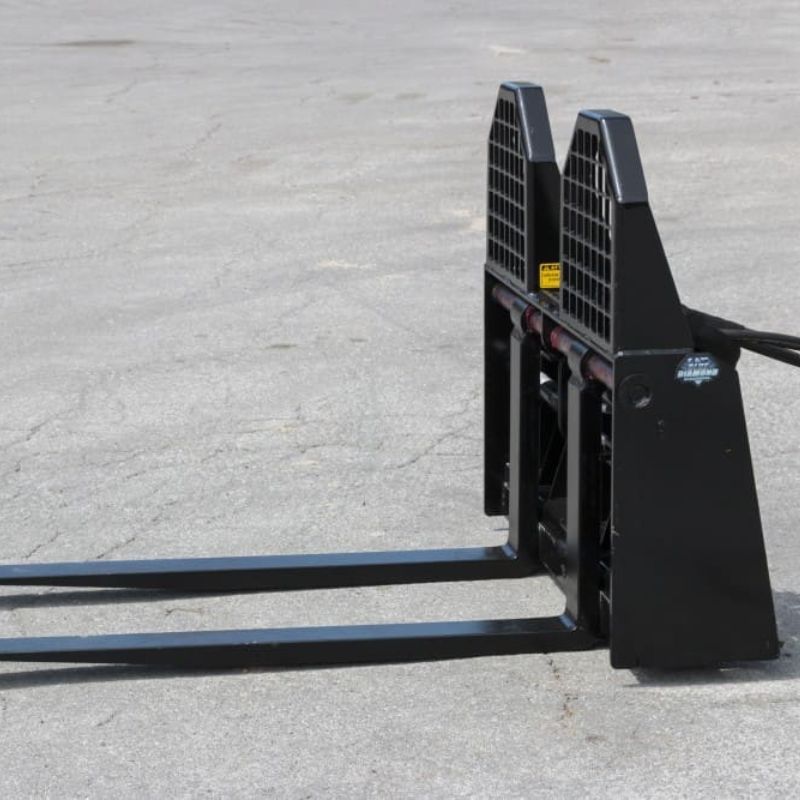 side view of the 6,000 lbs capacity pallet fork from blue diamond