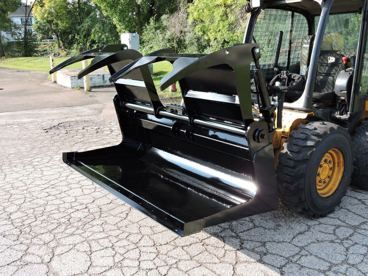 Skid Steer with the Extended Lip Grapple Bucket from Berlon Industries Extended Lip Grapple Berlon Industries 60 inch 