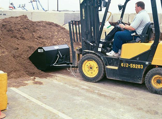 Self-Dump Bucket in action for forklift by Star Industries 