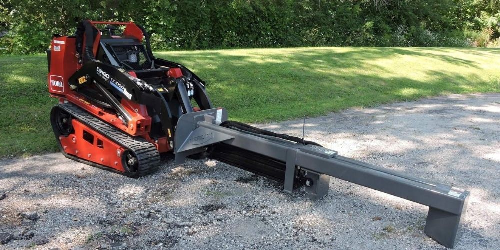 Mini Skid Steer with Mini Log Splitter on the ground from Berlon