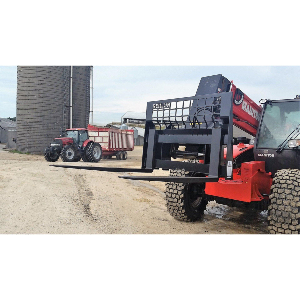 pallet forks attachment from berlon industries in action