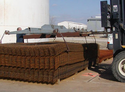 Wire Mesh Handler attachment for Telehandler in action from Star Industries 